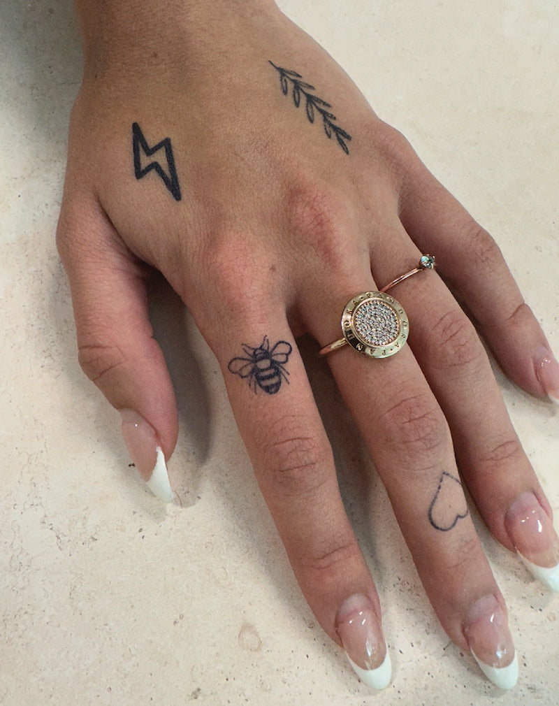 Queen Crown Crown Tattoo On Finger For Girls - Viraltattoo | Crown finger  tattoo, Tattoos for women, Hand tattoos