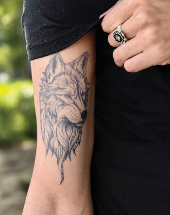 Wise Wolf - Semi-Permanent Tattoo